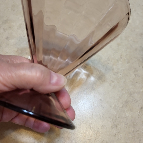 Faceted glass covered candy dish in striking plum color - Picture 9 of 11